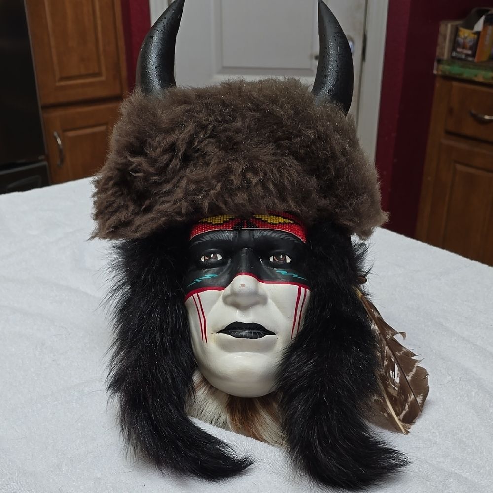 Vintage Horned Warrior Mask Helmet Faux Fur Fantasy LARP Costume Decor